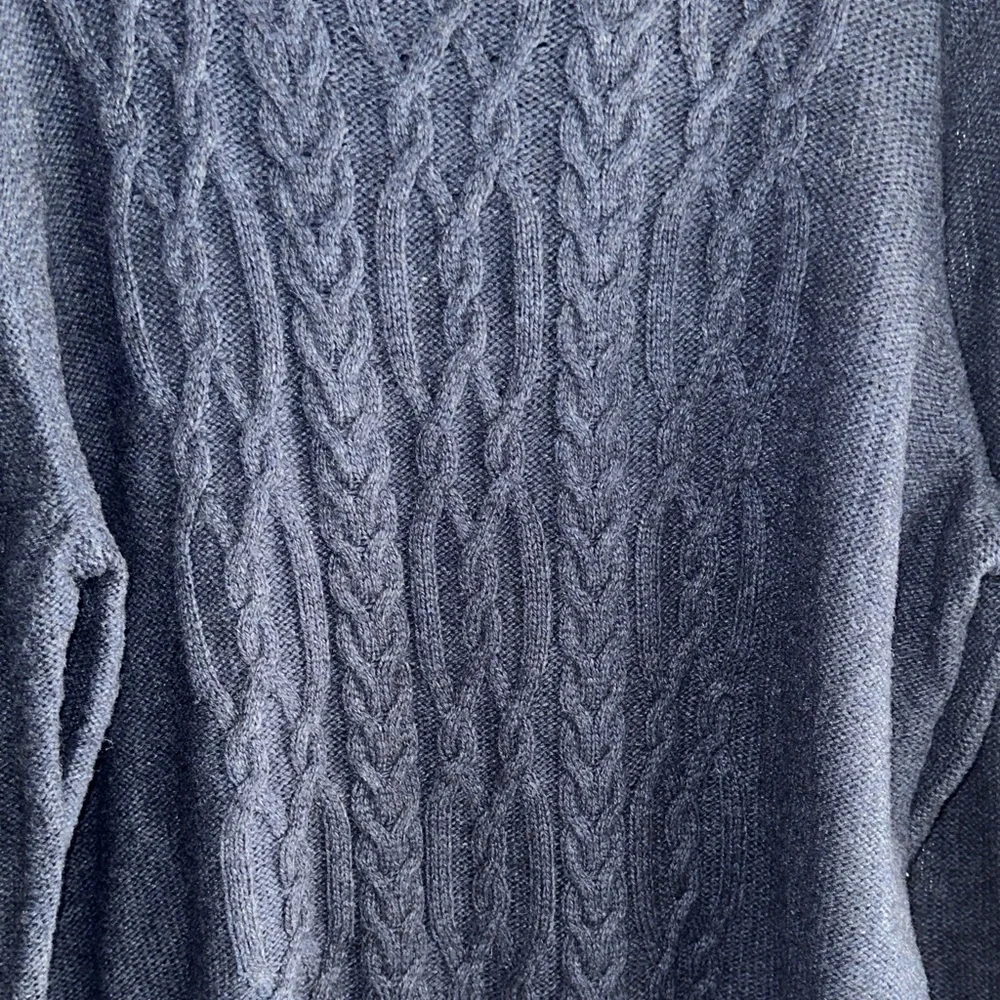 Old Navy Men's Dark Navy Cable Knit Crewneck Sweater
